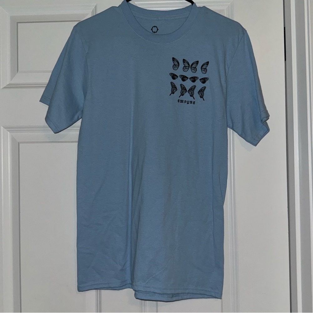 Empyre blue butterfly tee size small NWOT